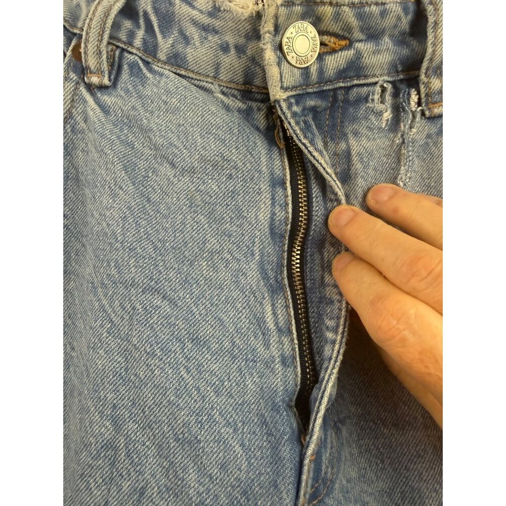 Zara Jeans Womens Size 12 Blue Light Washed  High Rise Distressed Casual Denim - Picture 6 of 10